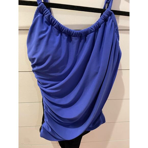 Venus Cobalt Slimming Draped Ruched Side One piece size 10 - Picture 5 of 8